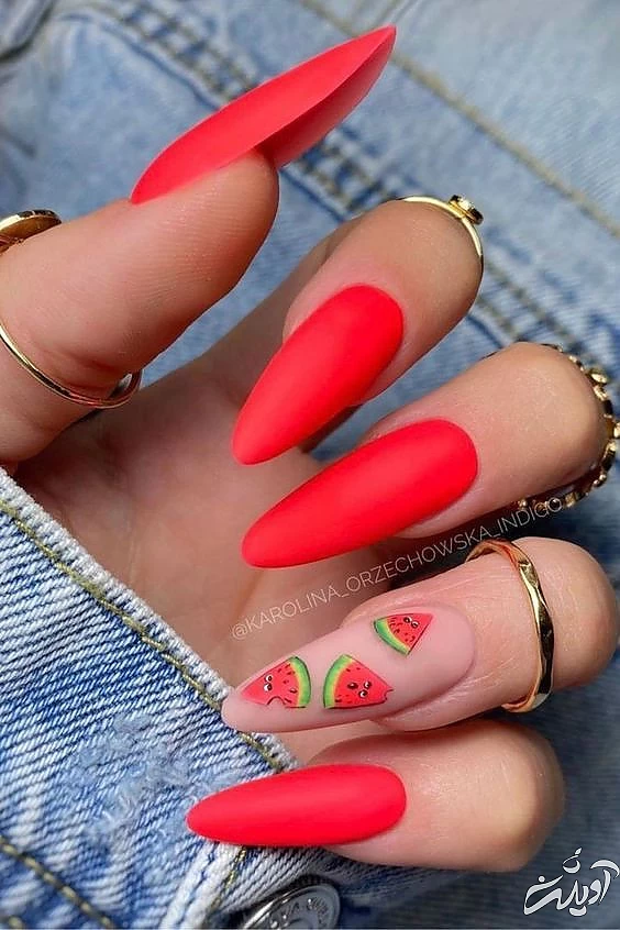 مدل کاشت ناخن برای شب یلدا